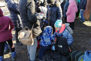 Окупанти та колаборанти почали вивозити дітей з Енергодара до Росії