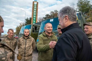 П'ятий президент привіз необхідне обладнання для українських захисників