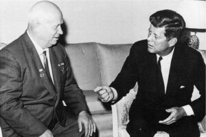 Хрущов і Кеннеді вирішили зупинити загострення за три години до потенційного взаємного удару
