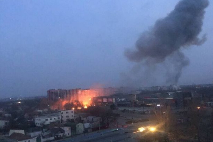 Вночі у Миколаєві пролунали вибухи: частина області залишилась без електроенергії