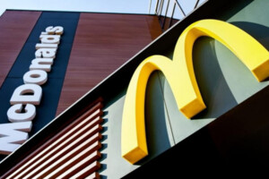 Ресторани McDonald's відновили роботу у Львові