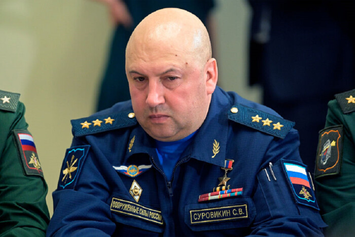 Новий командувач армією РФ бідкається, що окупанти втрачають важливий напрямок