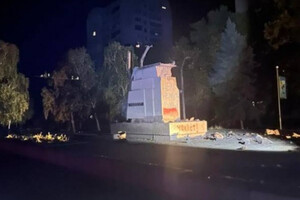 Пам'ятник «чекістам» в Миколаєві сильно пошкоджений