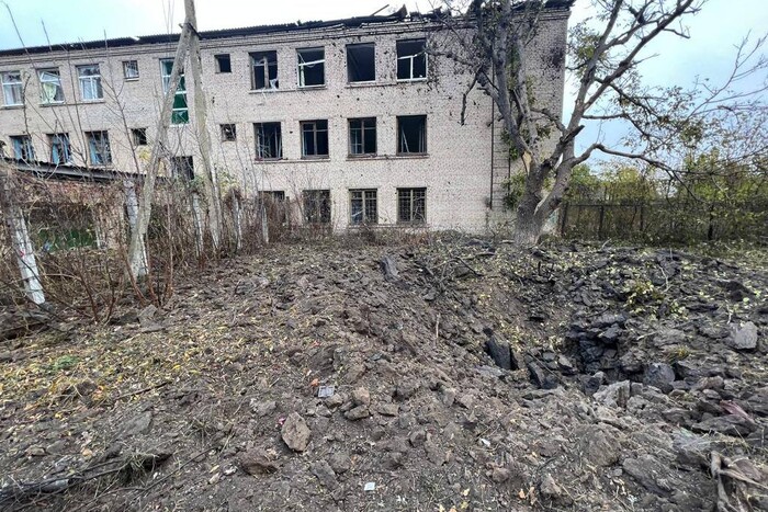 Обстріл школи на Запоріжжі: Банкова повідомила про наслідки (фото)