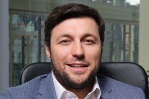 Топ-менеджер компанії Yasno Сергій Коваленко радить, аби не застрягти в ліфті, завести телеграм-ботів