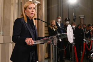 Уряд Італії уперше очолила жінка 