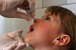 Лекарства против полиомиелита не существует, однако от него спасает вакцинация