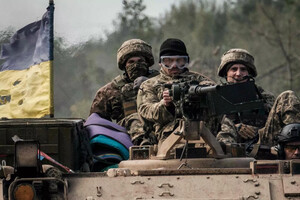 Українські воїни змушують окупантів відступати