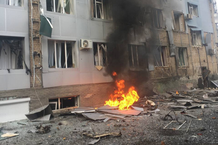 В окупованому Мелітополі прогримів вибух біля будівлі місцевого телебачення