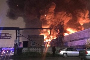 У російському місті Санкт-Петербург сталася масштабна пожежа