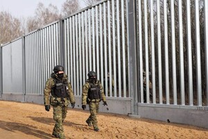 Польща відмежується від РФ стіною на кордоні