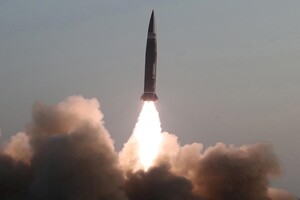 Північна Корея проводить серію ракетних випробувань