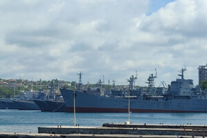 Кораблі ЧФ РФ перебувають у Севастопольській бухті