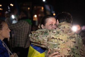 Починаючи з березня Україна повернула з полону понад тисячу людей 