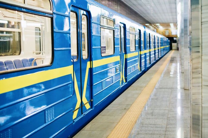 Київський метрополітен збільшує інтервали руху поїздів