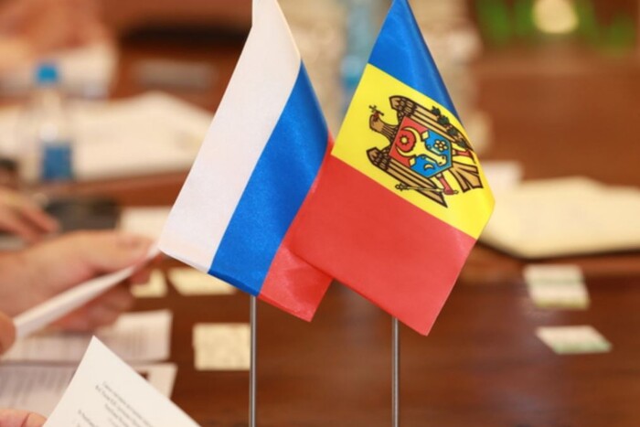 Молдова висилає російського дипломата після падіння ракети на її території 