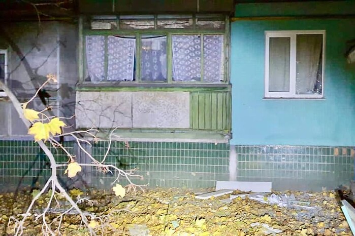 У Нікополь прилетіло 40 снарядів: наслідки нічного терору (фото)