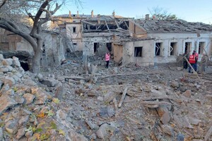 Ракетний обстріл Миколаєва: Банкова показала наслідки (фото, відео)