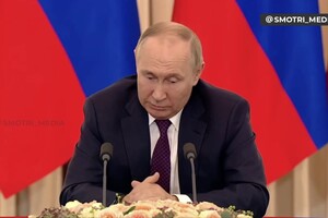 Російський диктатор заявив про готовність чекати на згоду України вести переговори