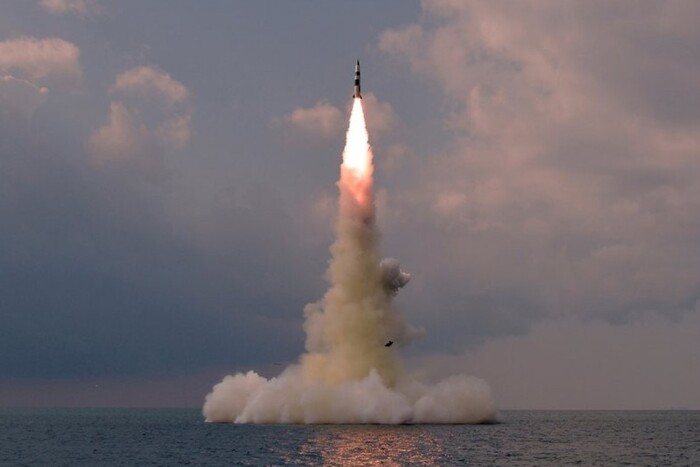 КНДР запустила балістичні ракети, Південна Корея заявила про вторгнення