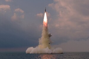 Північна Корея запустила ракету через морський кордон із Південною Кореєю