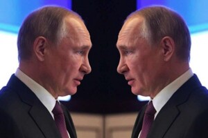 Путін постійно балансує між своїм минулим і тим, у якого він поступово перетворюється