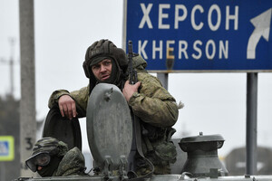 Российская армия не спешит уходить из Херсона