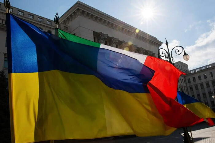 Италия неожиданно приостановила передачу военной помощи Украине