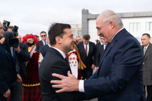 Лукашенко влаштував драму через санкції від Зеленського