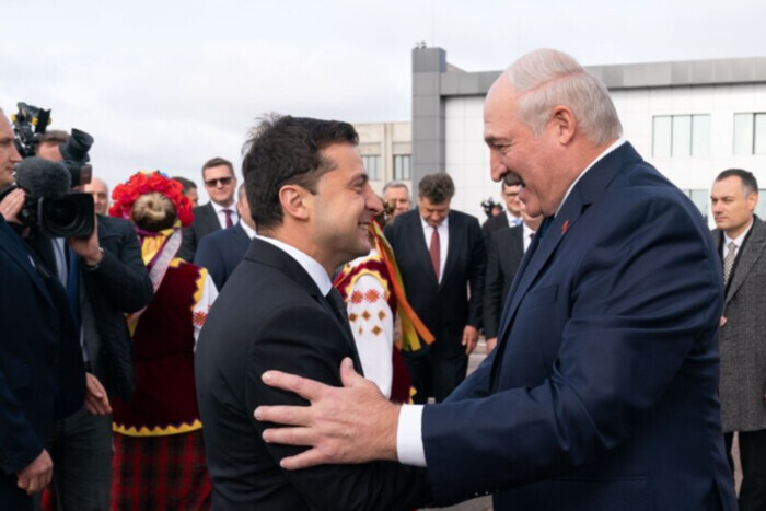 Лукашенко устроил драму из-за санкций от Зеленского