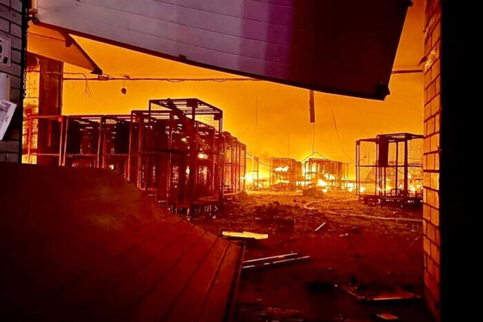 Ночная атака на Днепр: есть раненые, разрушено предприятие (фото)