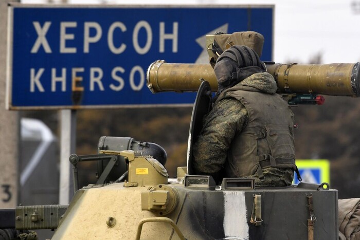 Розвідка повідомила, скільки військ Росія тримає у Херсоні