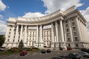 В МЗС України вважають нову заяву РФ про переговори «димовою завісою»