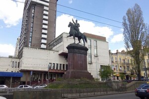 У Києві буде демонтовано пам'ятники Щорсу та Ватутіну