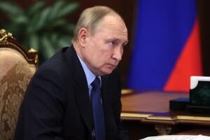 Пєсков зазначив, що рішення не їхати на саміт G20 ухвалив сам Путін