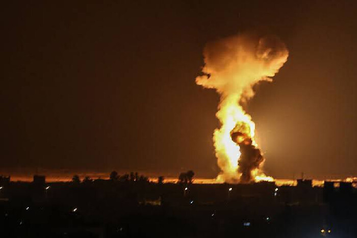 Ізраїль атакував військовий аеродром у Сирії, який використовувала РФ – Reuters