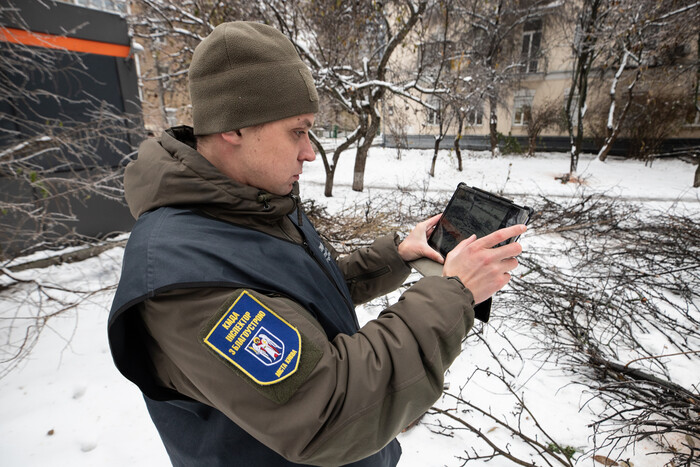 Столичні інспектори виявляють порушення Правил благоустрою Києва