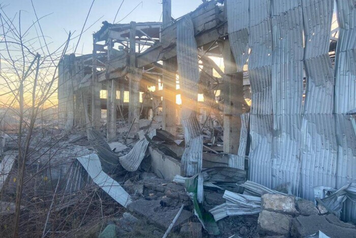 Ракетная атака на Запорожье: Банковая показала последствия (фото)