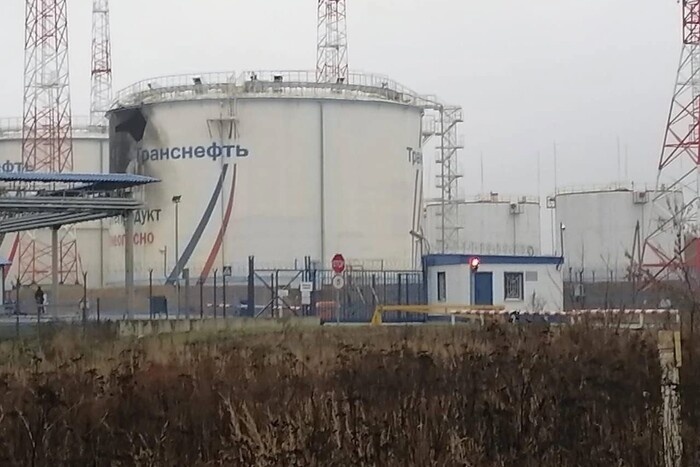 У Орловській області вибухнула нафтобаза