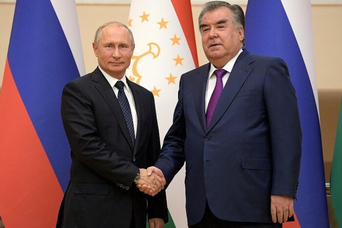 Звідки Росія бере іранські дрони? Таджицький політик розкрив таємницю Путіна