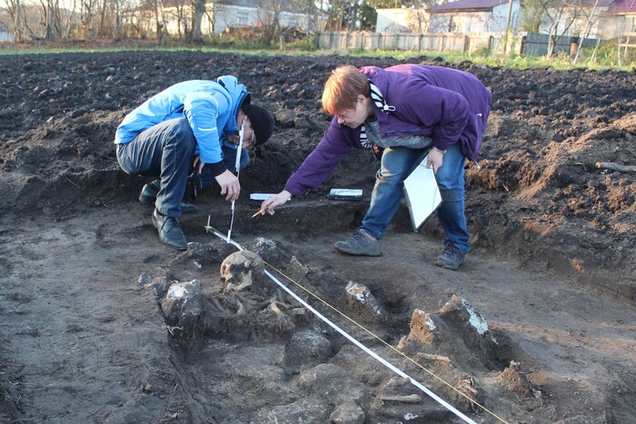Археологи знайшли під Тернополем древнє поховання скіфів (фото)