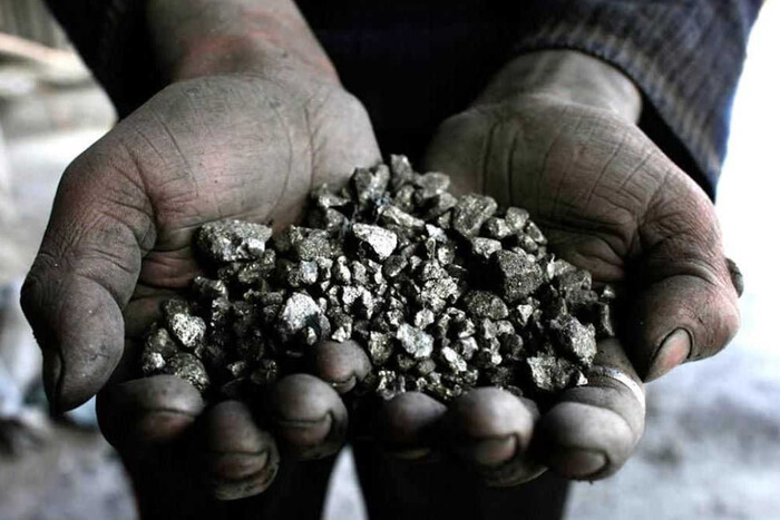 Дефіцит срібла у світі до кінця року стане рекордним за останні десятиліття
