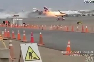Авіакатастрофа в Перу: літак врізався у пожежне авто (відео)