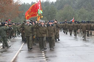 Міноборони Білорусі заявляє, що готується зхищати свою землю