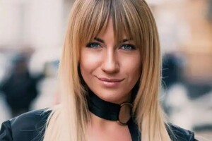 Леся Нікітюк збурила мережу парфумами «Палаюча Москва» та «Рудий ліс»