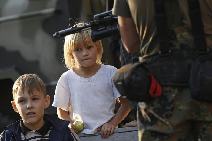 Окупанти на Херсонщині перевіряли, чи навчаються діти онлайн в українських школах