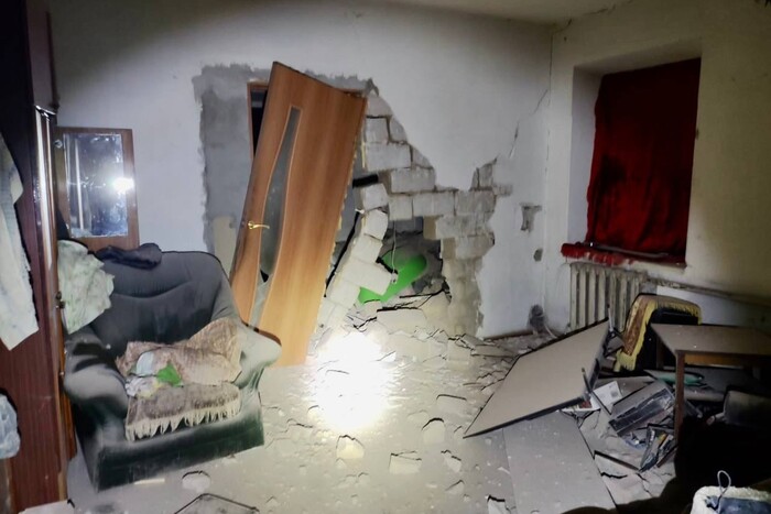 Рашисти потужно обстріляли Нікополь: є поранені (фото)