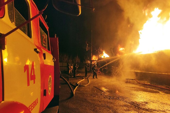 В окупованій Макіївці вибухнула нафтобаза (фото)