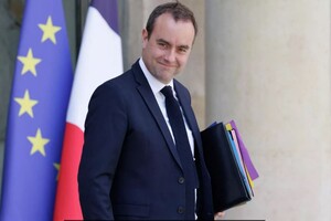 Міністр оборони Франції Себастьян Лекорню вважає, що Кремль зацікавлений в тому, щоб тягнути час