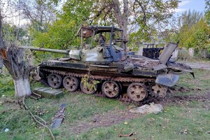 Окупанти втратили півтори тисячі танків у війні проти України